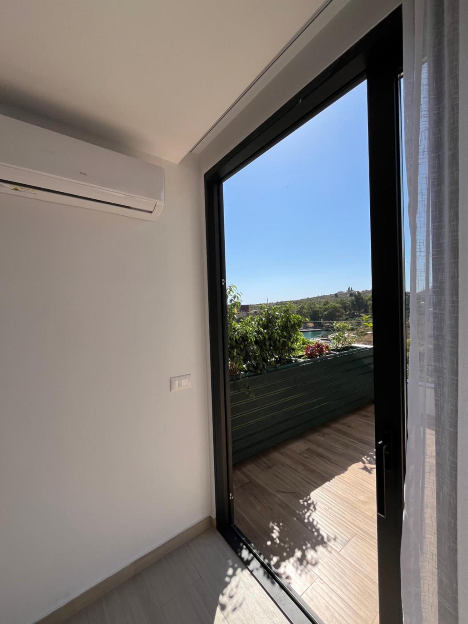 Del Mare Hotel Sarandë Eksteriør billede