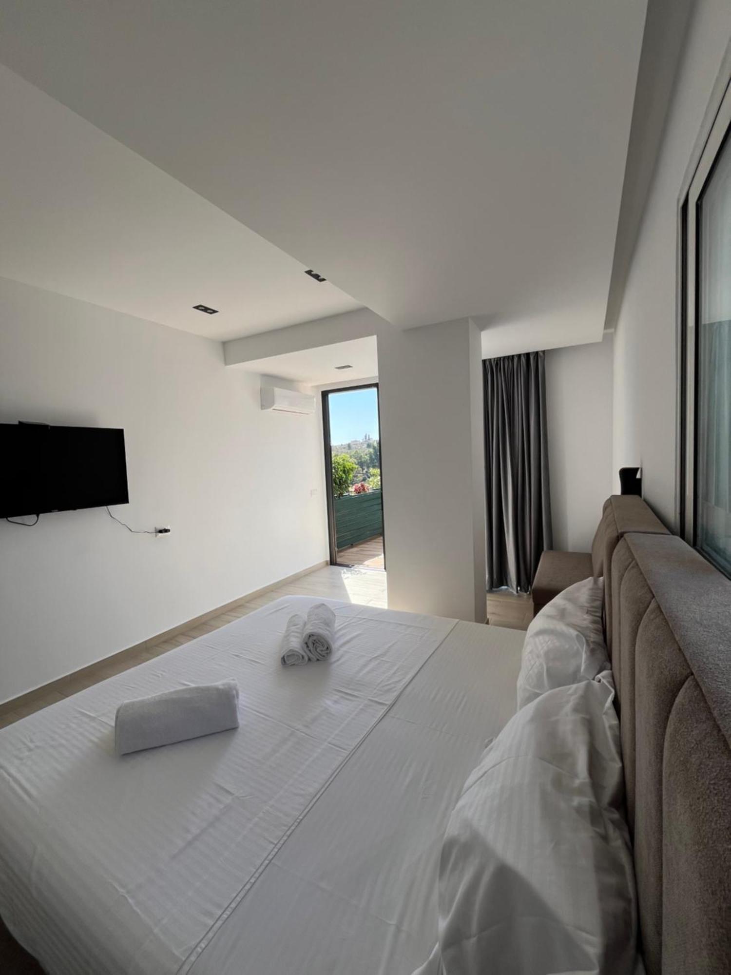 Del Mare Hotel Sarandë Eksteriør billede
