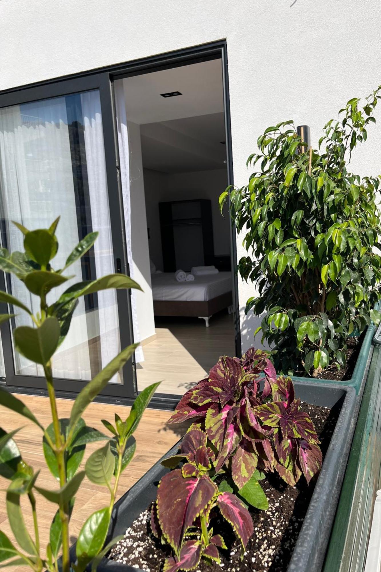 Del Mare Hotel Sarandë Eksteriør billede